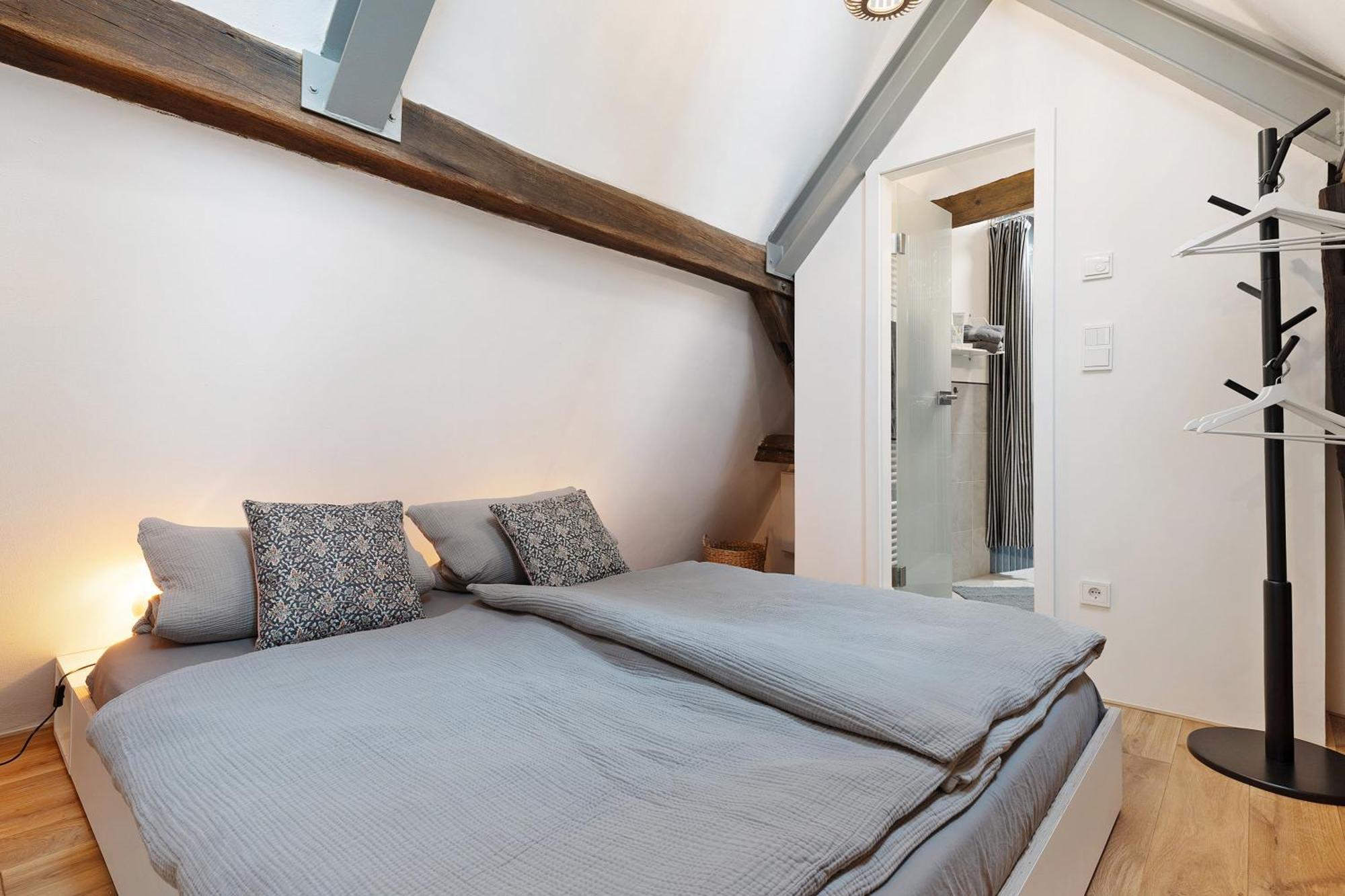 Apartment Altes Pfarrhaus - Kelterhaus *
