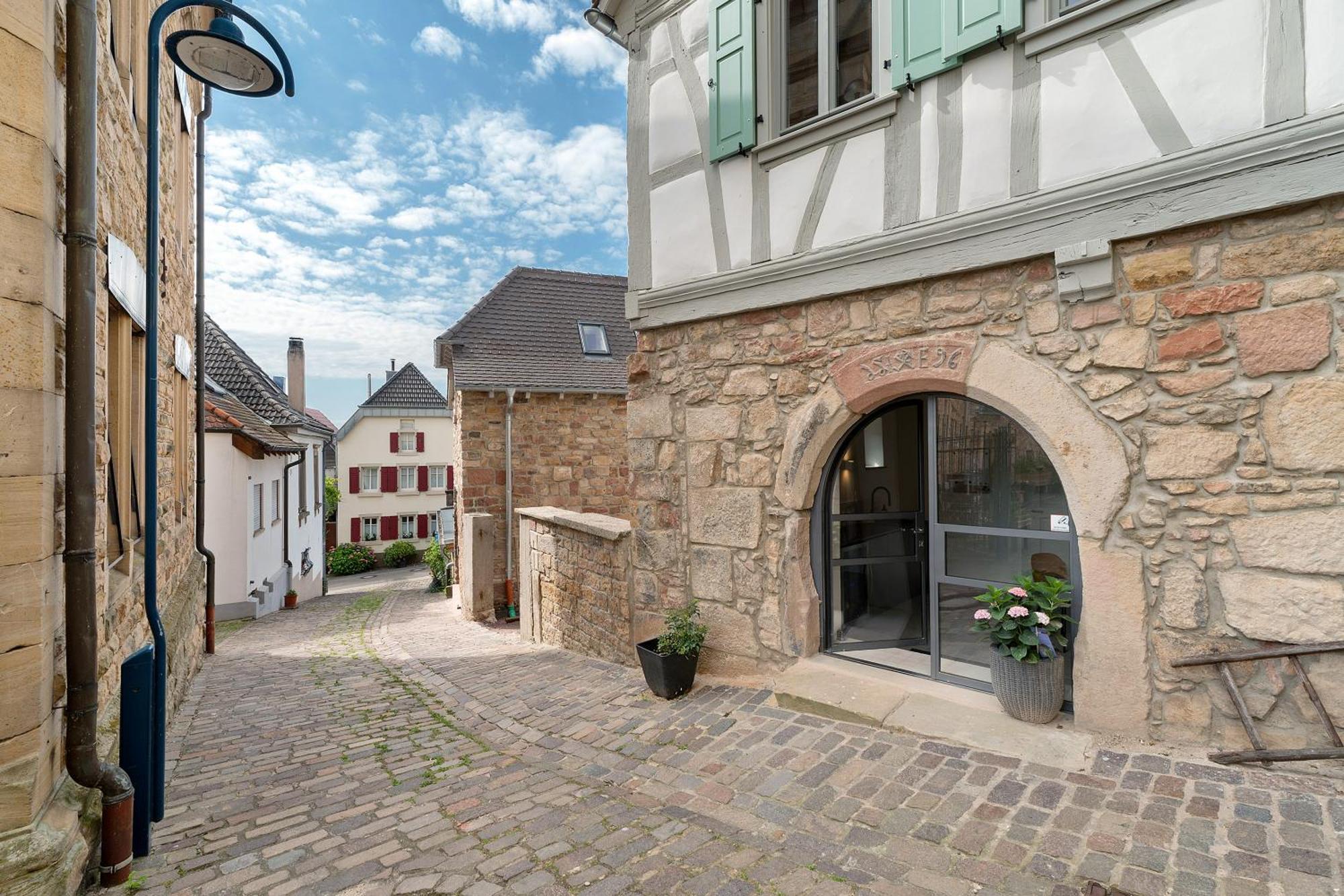 Apartment Altes Pfarrhaus - Kelterhaus